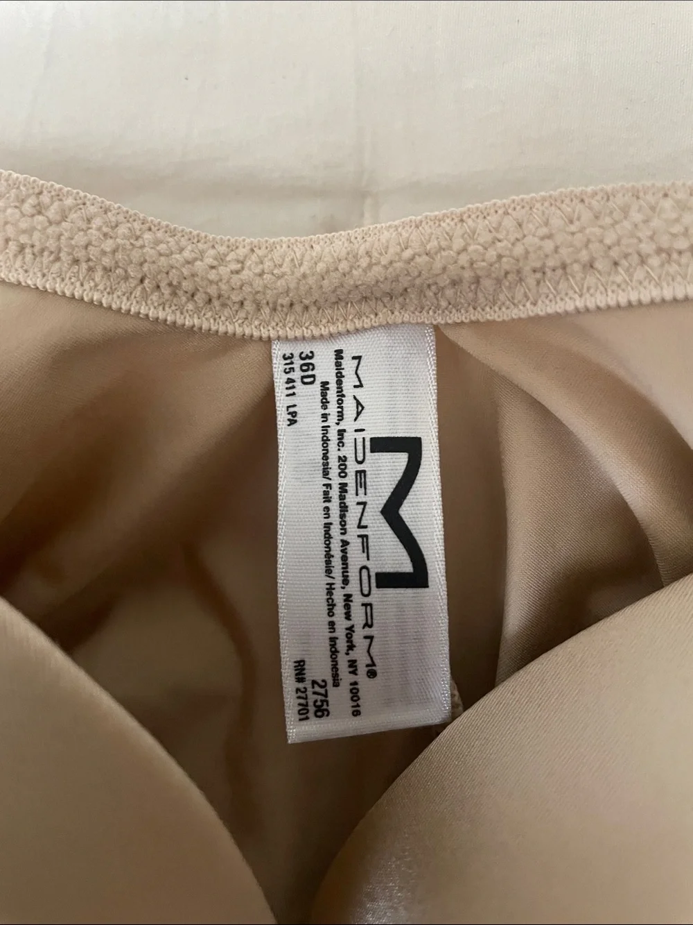 Maidenform lightweight shaping